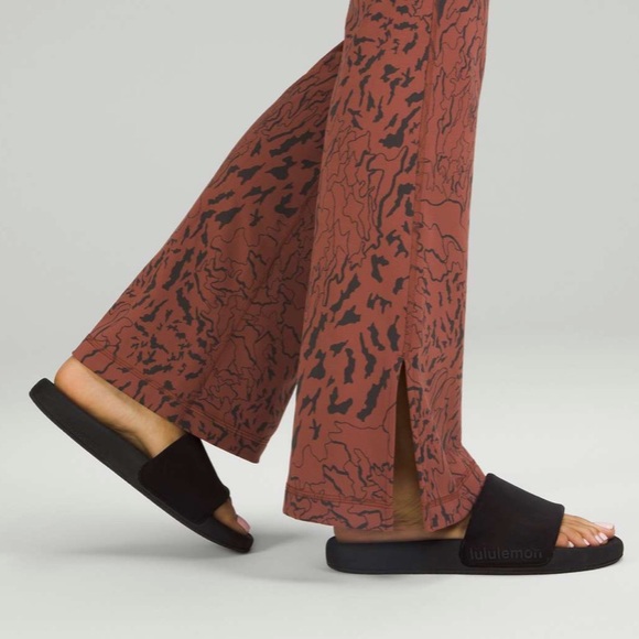 Lululemon Groove Super-High-Rise Split-Hem Flare Pant *Nulu - Picture 4 of 8